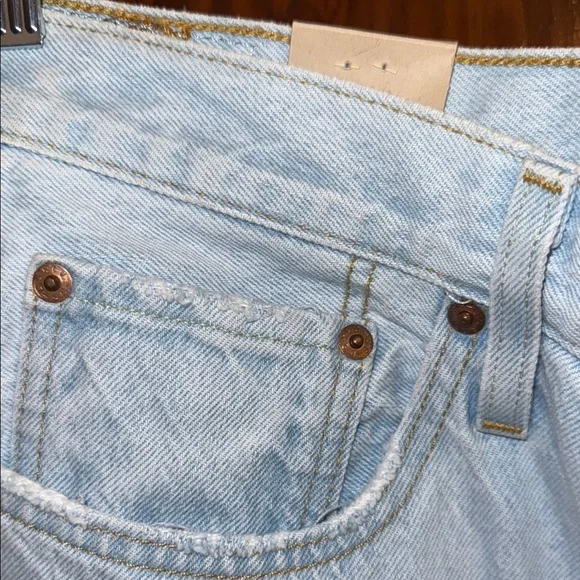 Levi's Women’s 501 Skinny Light Denim Jeans - Picture 10 of 13